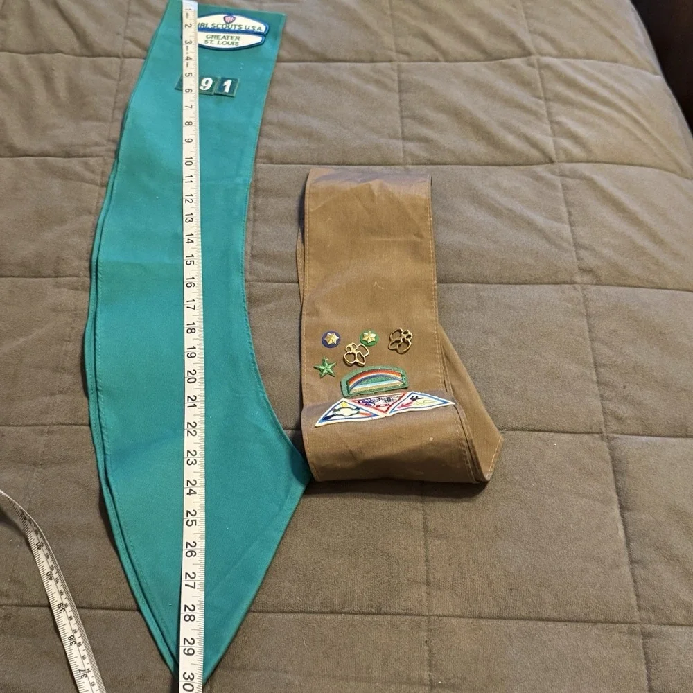 Vintage Girl Scouts Brownie Sash 1995 Greater St Louis Troop 791 Lot 2